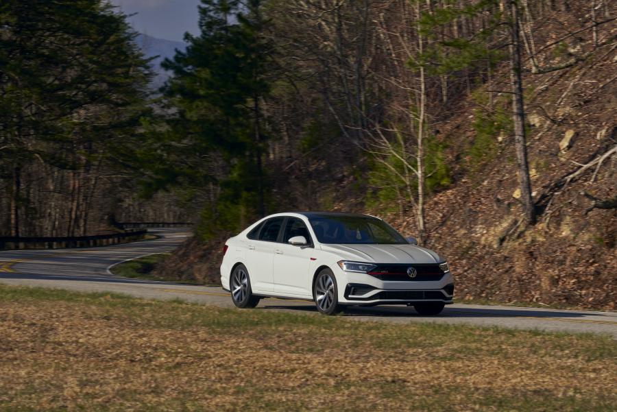  Volkswagen Jetta GLI Autobahn 2019 года  (NA) (фото 19 из 20)